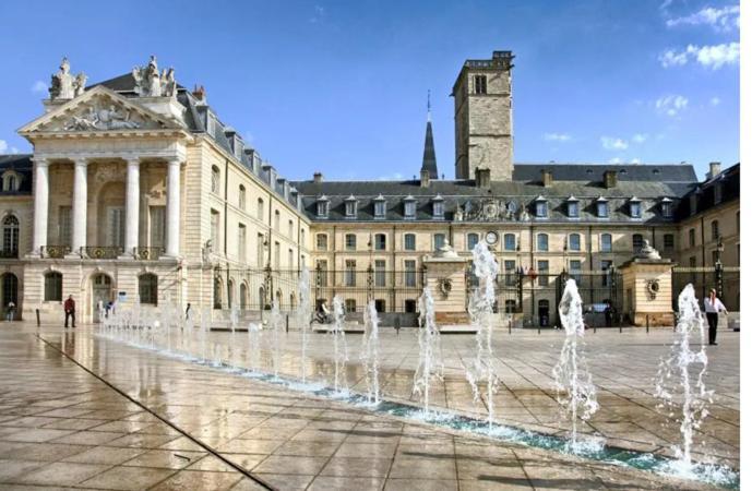 Villa Superbe Avec Piscine Proche De Belfort